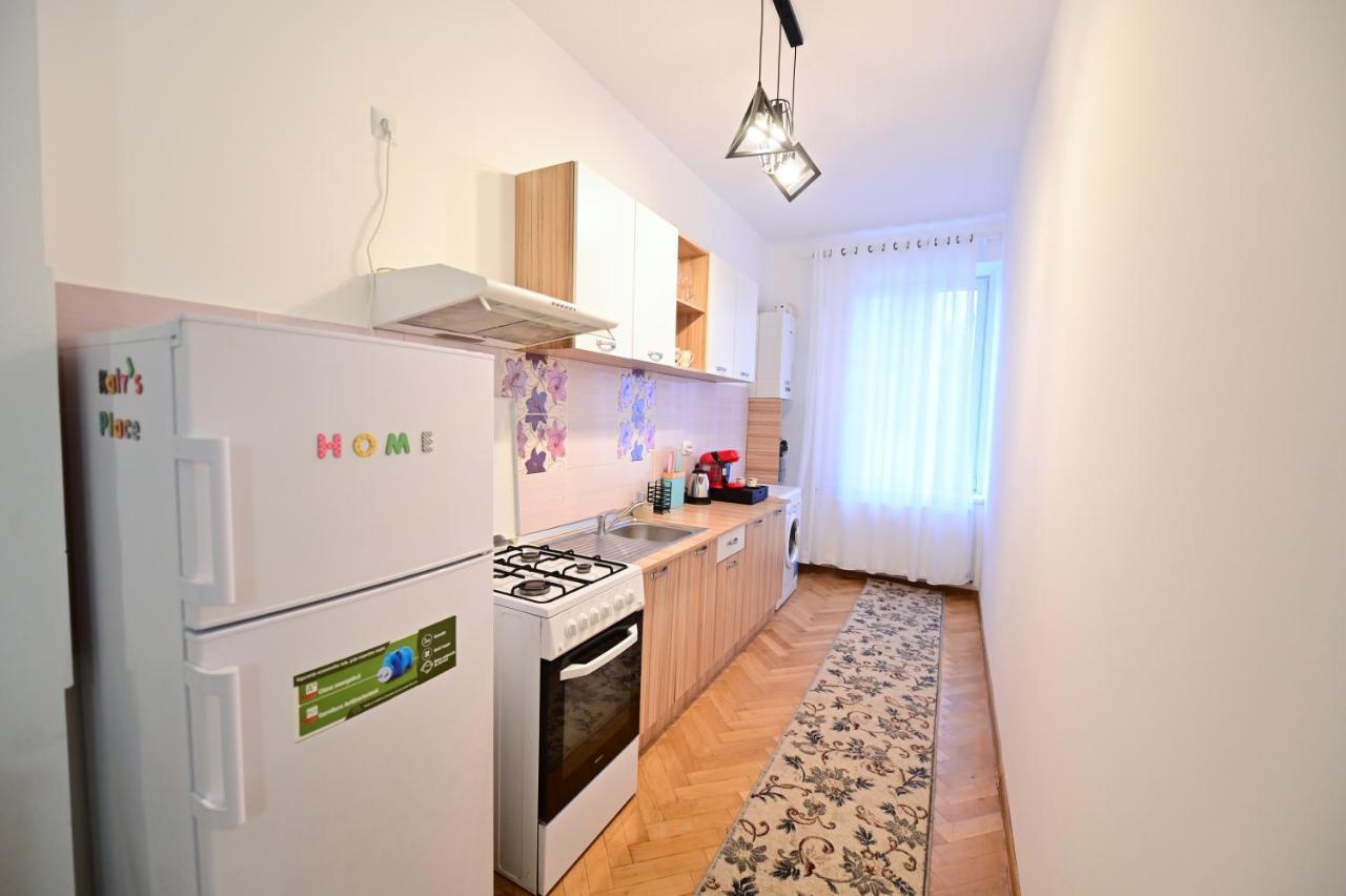 Flh - Kaly'S Place Sibiu Exteriör bild